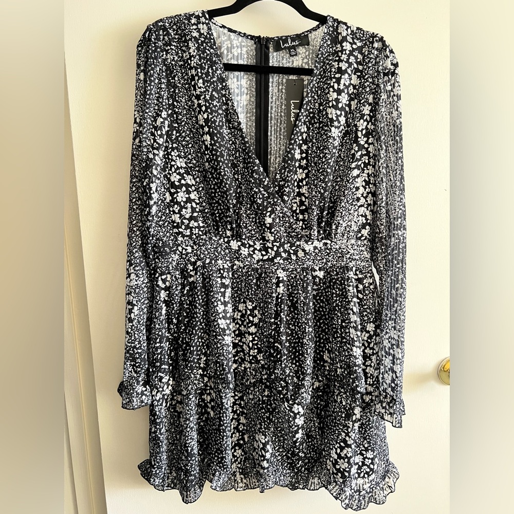 Lulus black floral dress